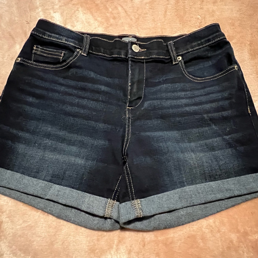 NWOT - NYC SOHO denim shorts